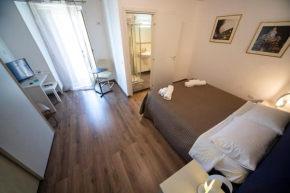 Zurria Rooms